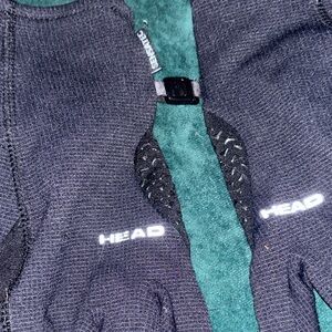 Head Black Thermal Grip Gloves with Reflective Logo